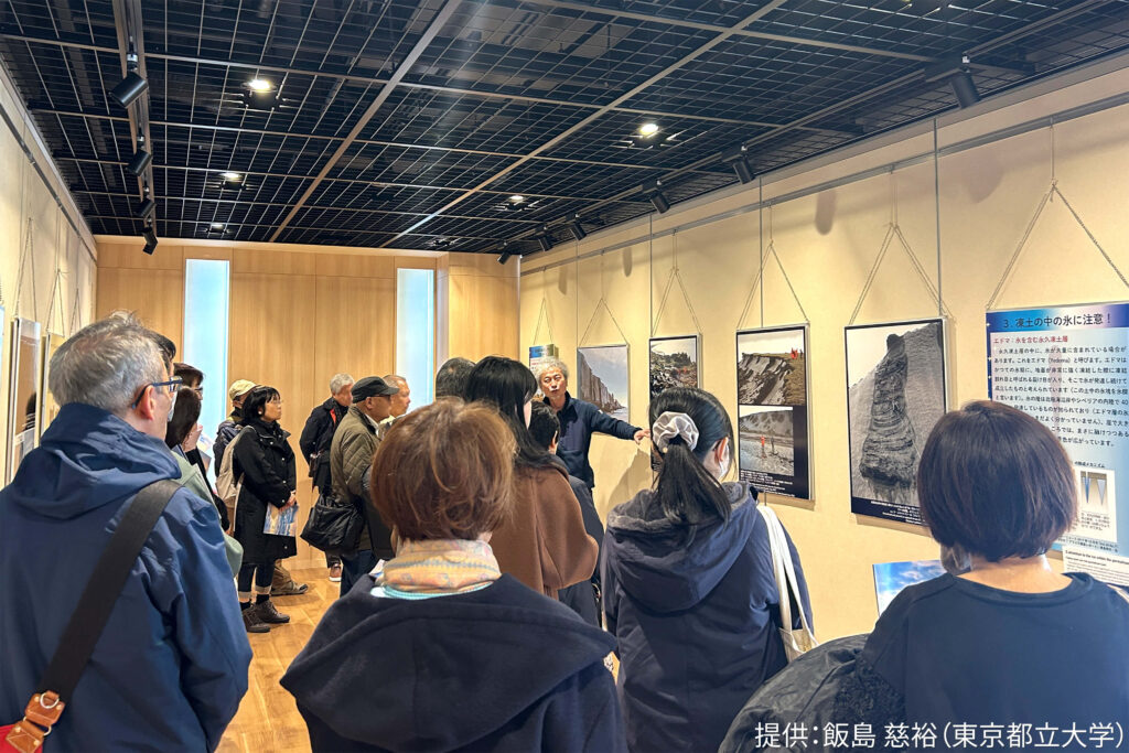 写真2:展示ツアー